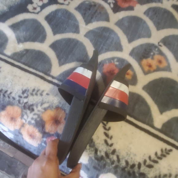 Gucci - Picture 5 of 9